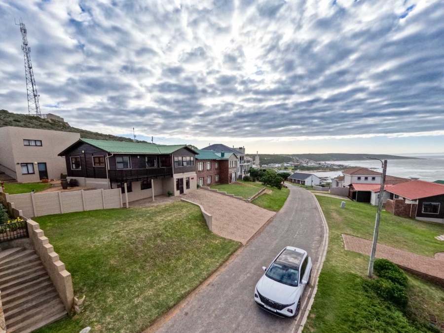 4 Bedroom Property for Sale in Jongensfontein Western Cape